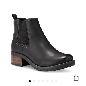 Eastland Jasmine Chelsea Boot